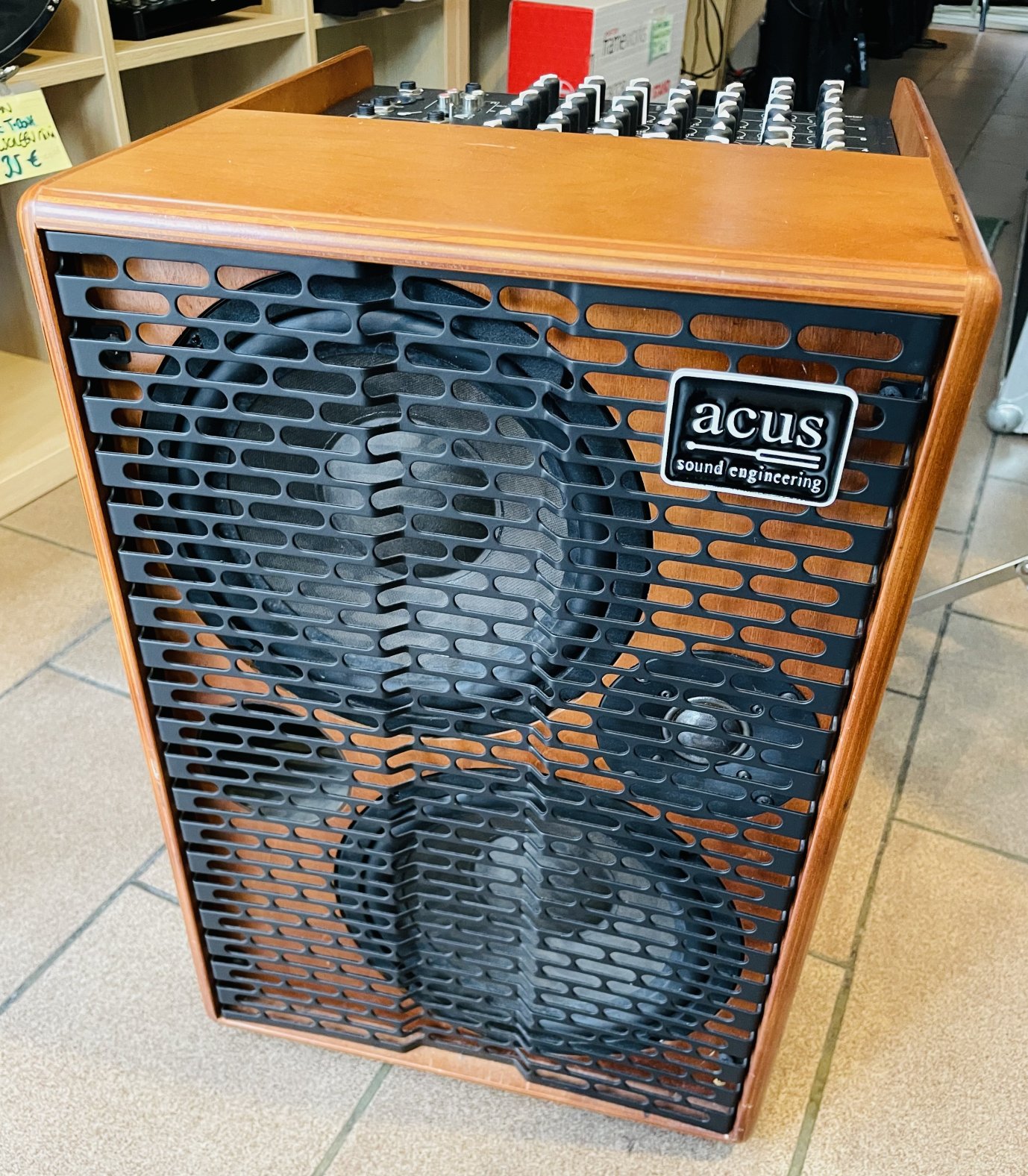 Ampli acoustique chant instrument contrebasse Acus oneforstring 10 (Italy), housse Acus, 350W