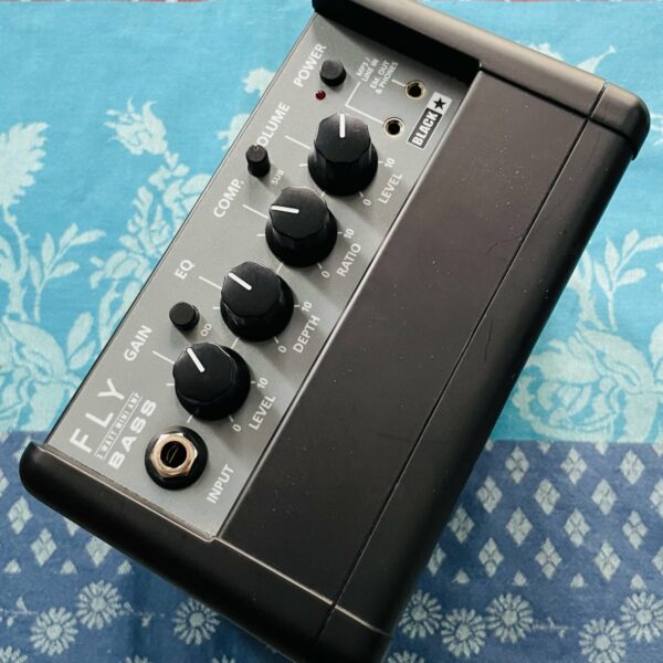 Alternative view of Ampli basse portable Blackstar Fly Bass 3 n°102114, boite d’origine