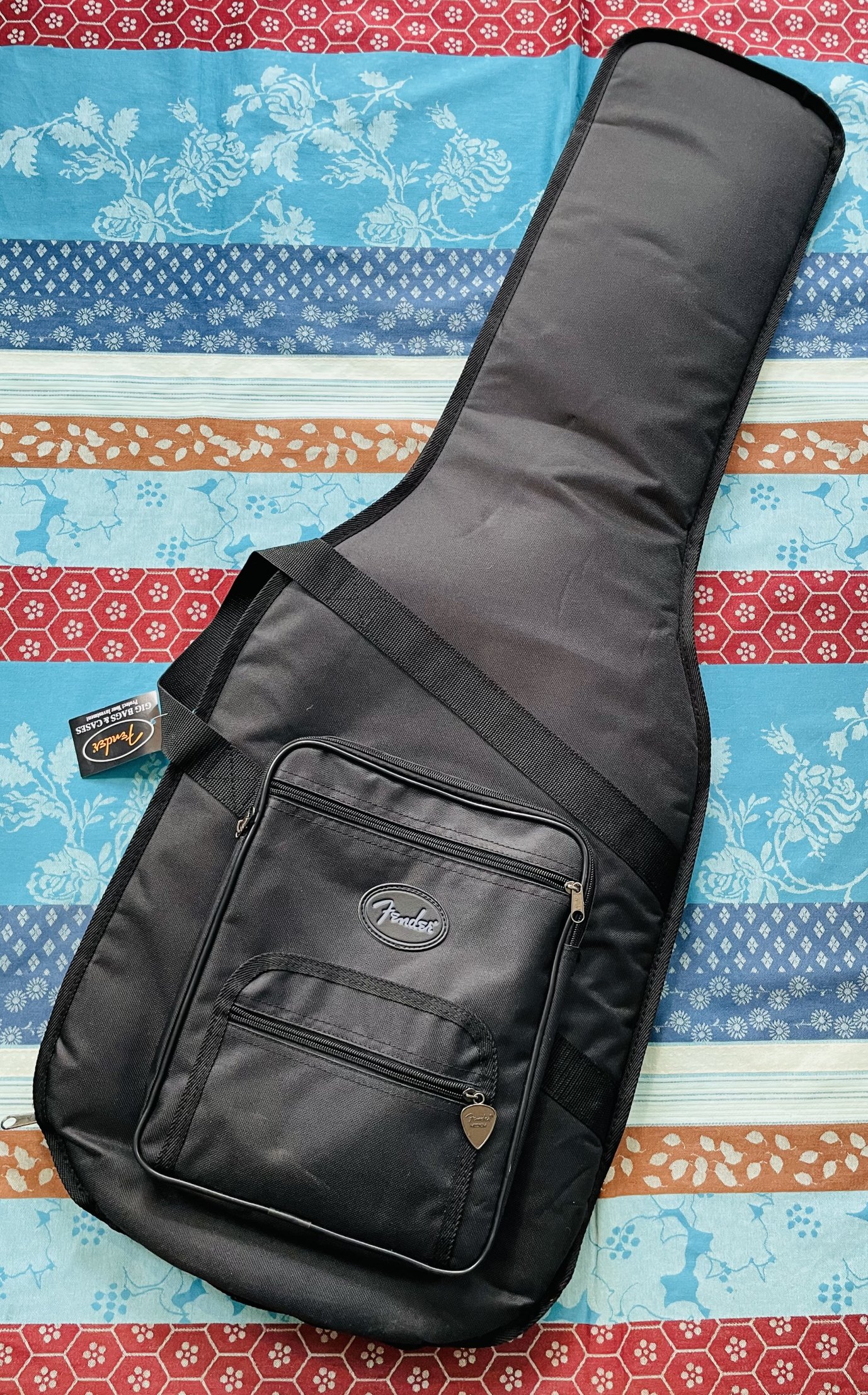 Housse guitare électrique Fender GigBag, sangles pas d’origine