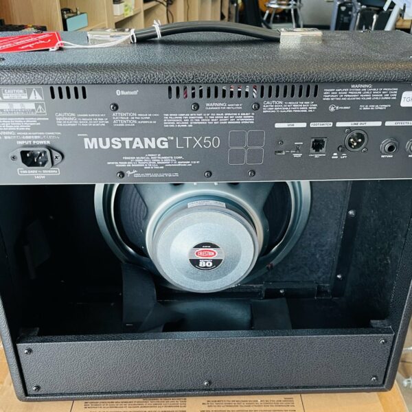 Alternative view of Ampli guitare Fender LTX50 n°TGPG25030057, alim