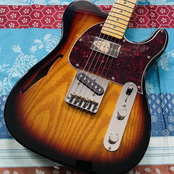 Alternative view of Guitare électrique G&L Tribute Asat Classic Bluesboy sunburst semi-hollow n°210609175 (Indonésie), micros posés Asyllum Pickups P94-Tele, micros d’origines, révision luthier Thomas