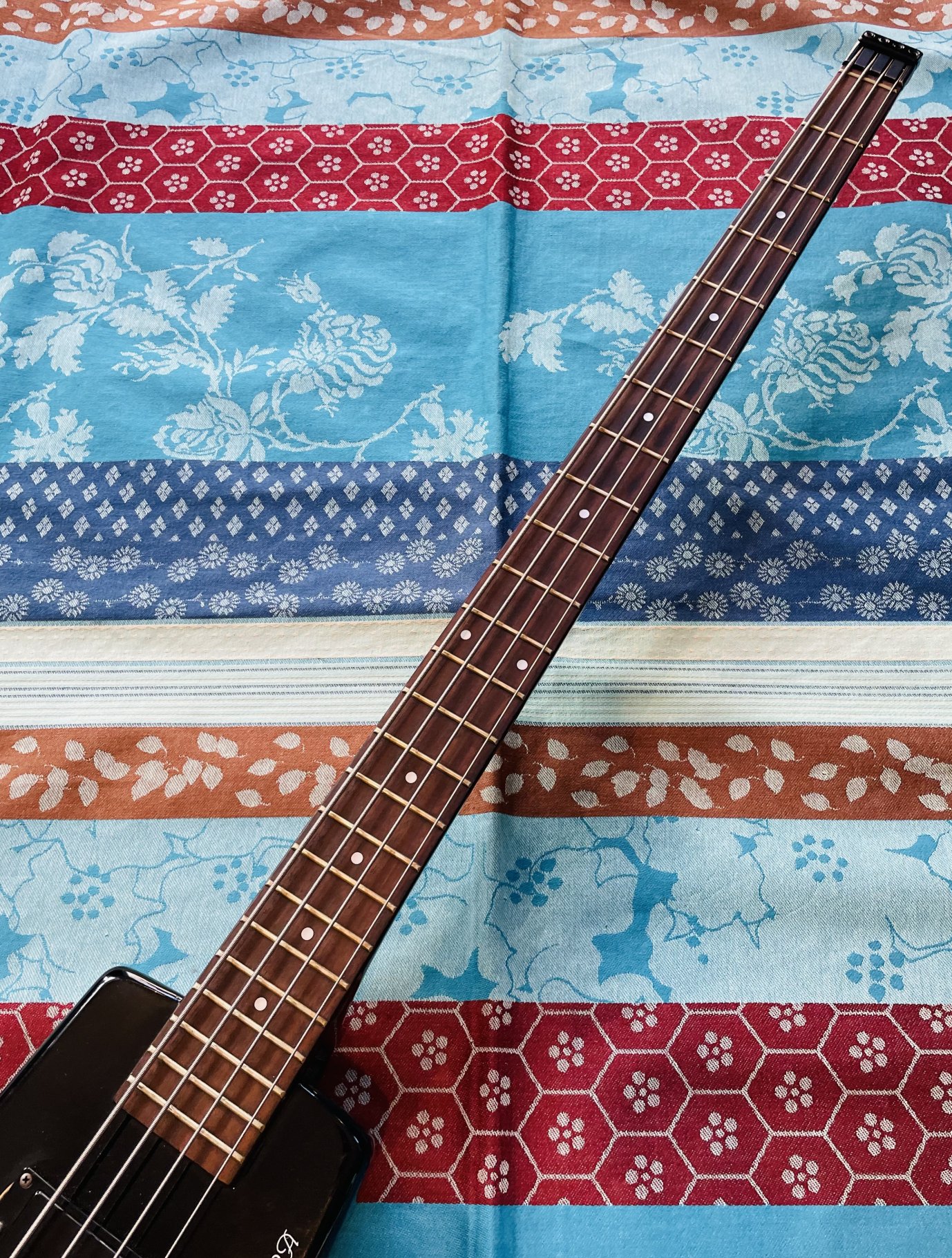 Basse électrique active sans tête Hohner B2A BK n°8859491 (Licenced Steinberger), préampli modifié (toujours active), housse Tobago – Image 3