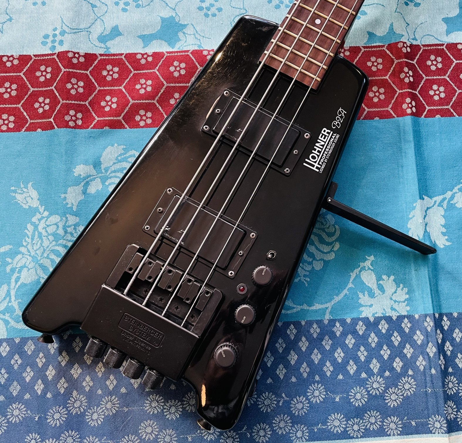 Basse électrique active sans tête Hohner B2A BK n°8859491 (Licenced Steinberger), préampli modifié (toujours active), housse Tobago – Image 5