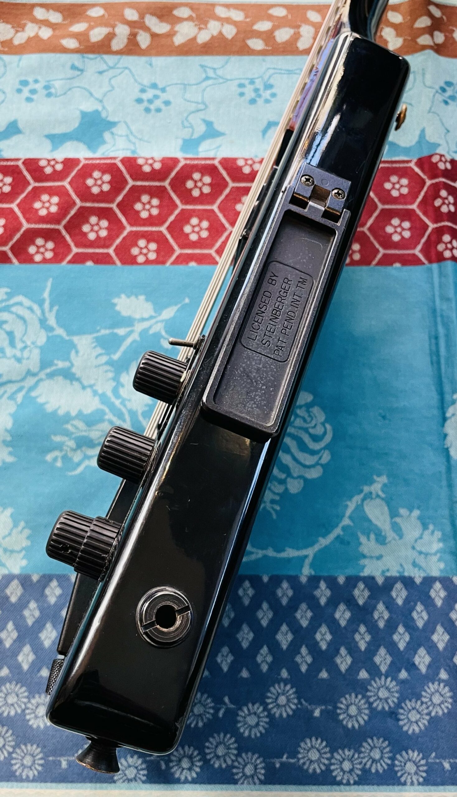 Basse électrique active sans tête Hohner B2A BK n°8859491 (Licenced Steinberger), préampli modifié (toujours active), housse Tobago – Image 6