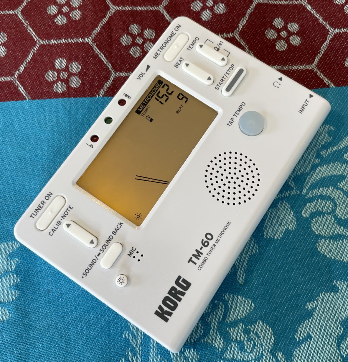 Métronome accordeur guitare Korg TM-60