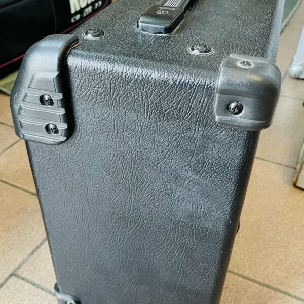 Alternative view of Ampli guitare Line 6 Spider IV n°SF12L6126000712, 15W