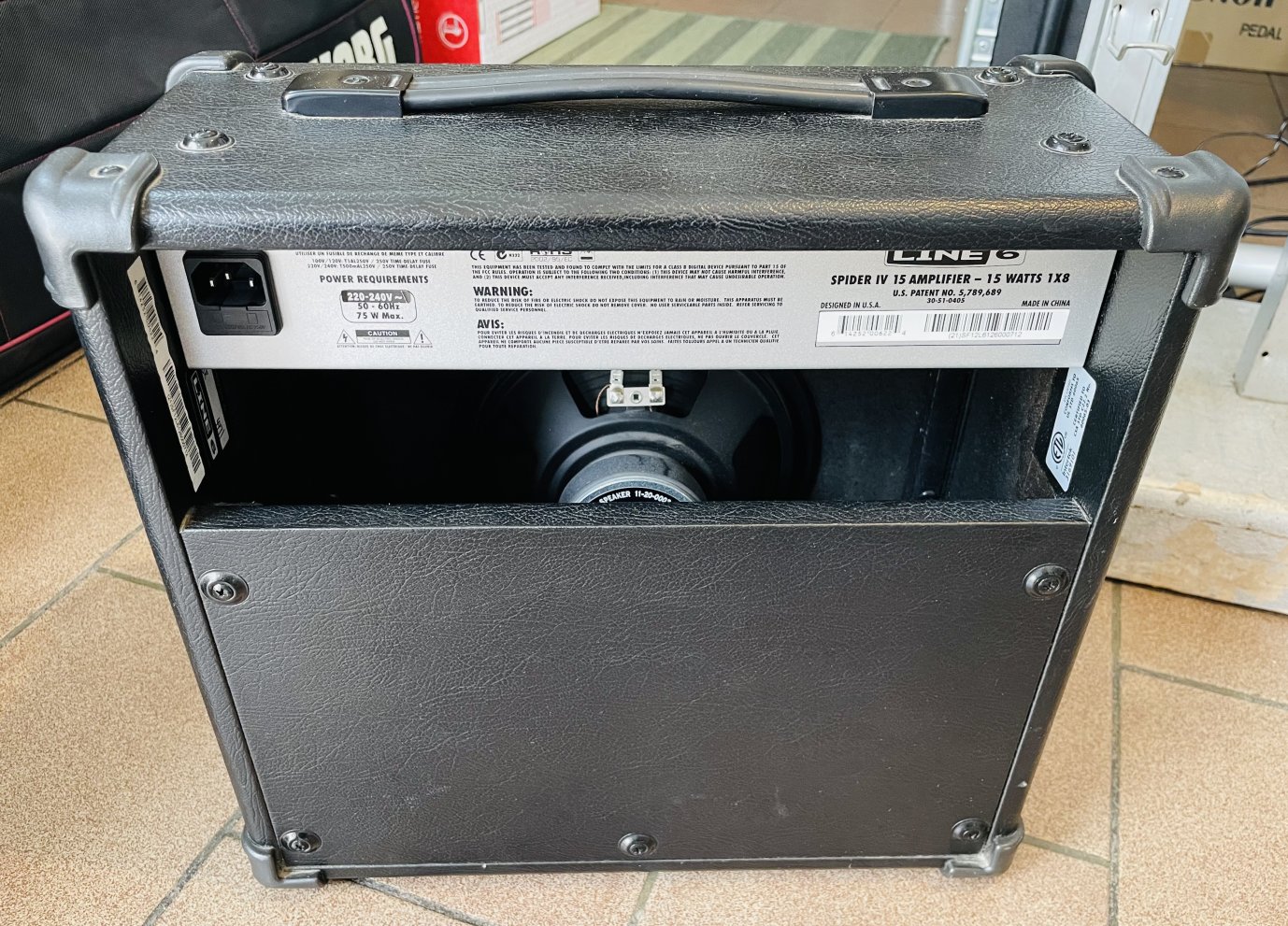 Ampli guitare Line 6 Spider IV n°SF12L6126000712, 15W – Image 3