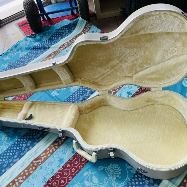 Alternative view of Etui de guitare classique Rapsody Classic ABS Cream