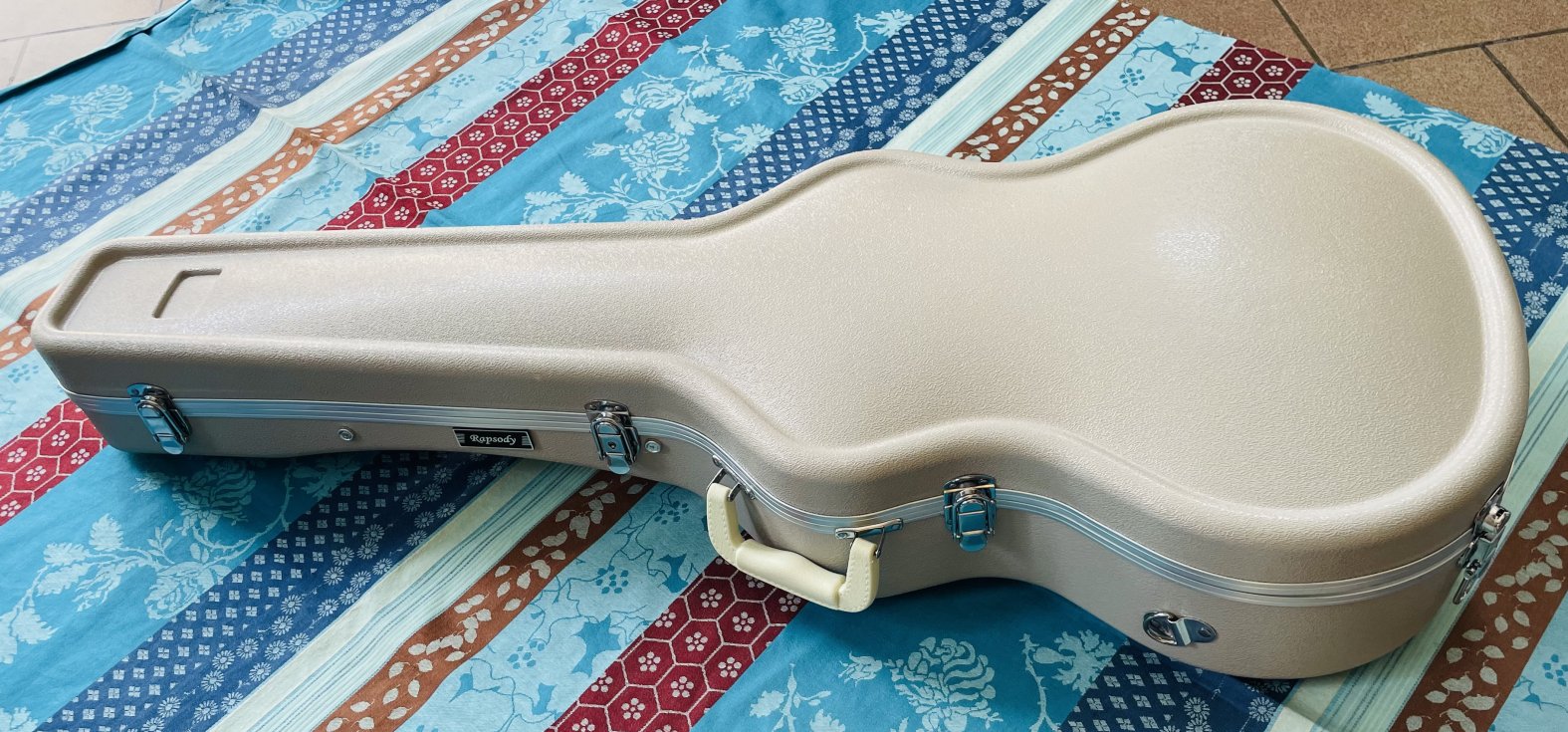 Etui de guitare classique Rapsody Classic ABS Cream – Image 7