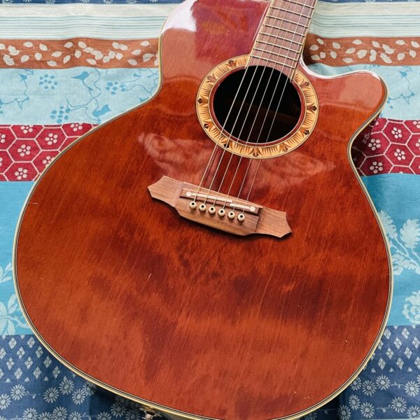 Alternative view of Guitare électro-acoustique Takamine EF508C Cherry Stain n°9840652 (1998, Japan)
