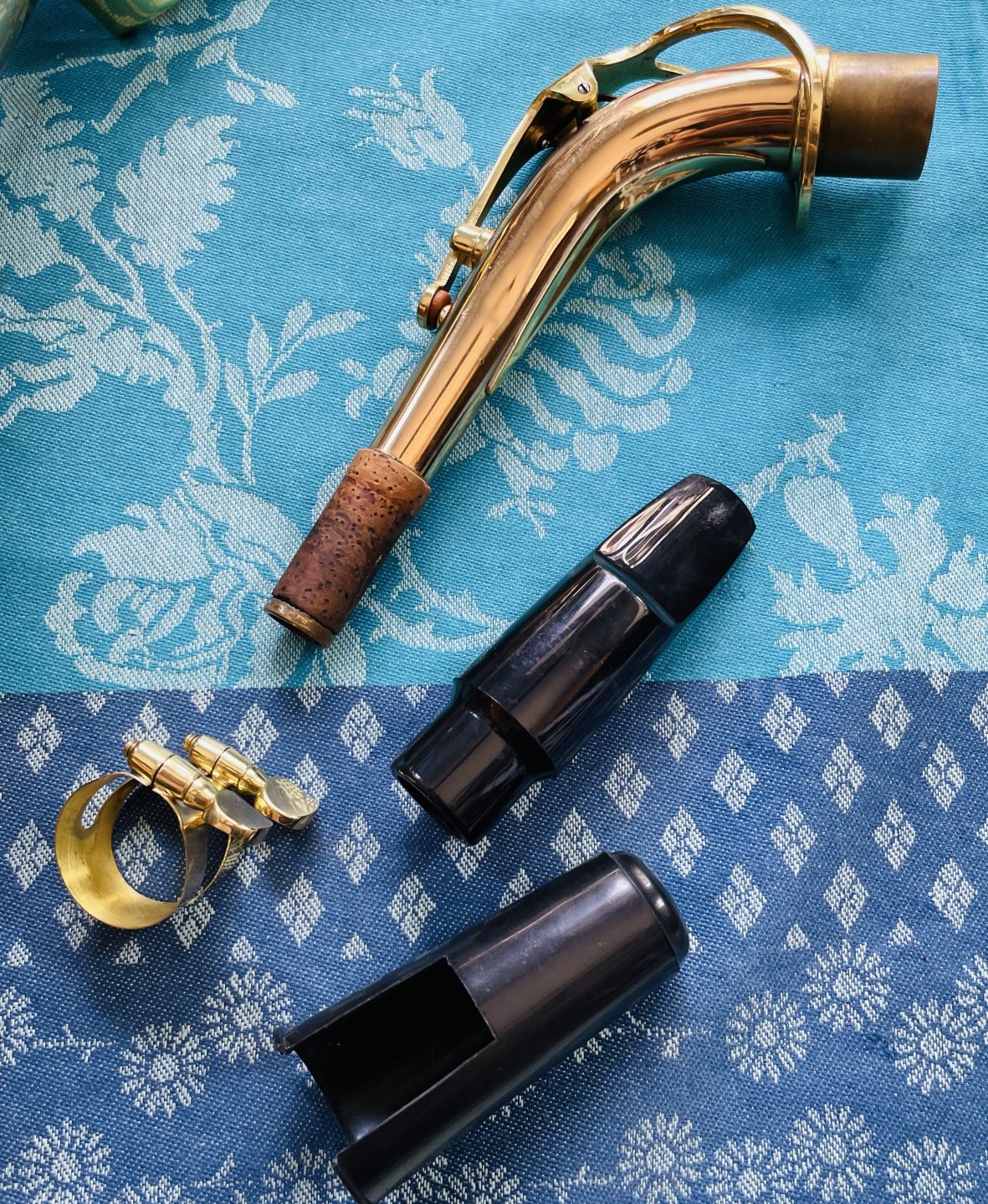 Saxophone Thomann Alto droit TSA-500 Mib, bec d’origine, couvre bec, ligature, étui avec clé – Image 5