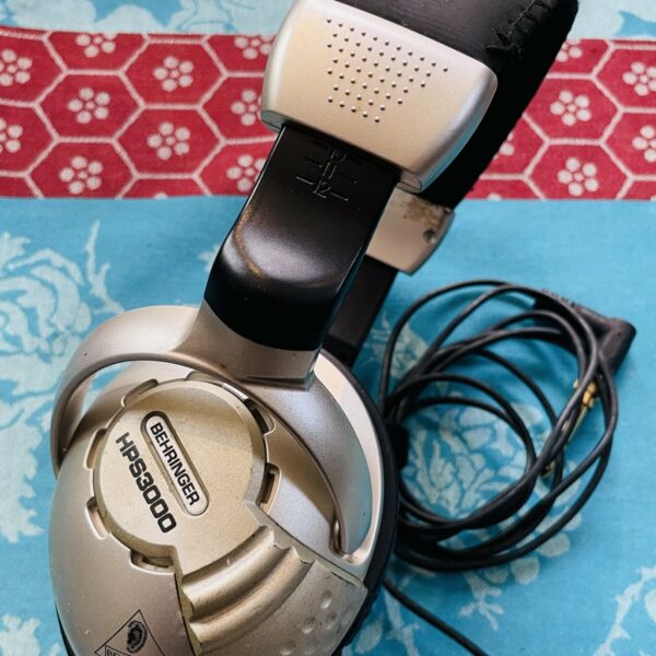 Casque audio studio Behringer HPS3000, mousses neuves