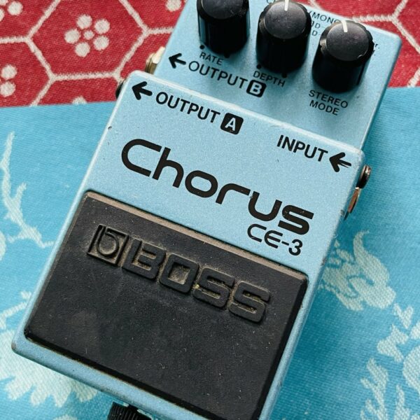 Pédale chorus Boss CE-3 n°933K36