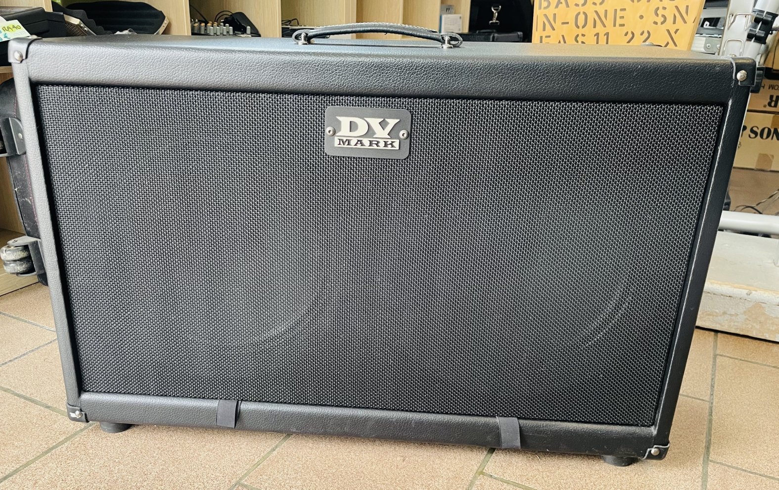 Cabinet DV Mark Neoclassic 212 n°ZC001244, 300W 8 ohms – Image 3
