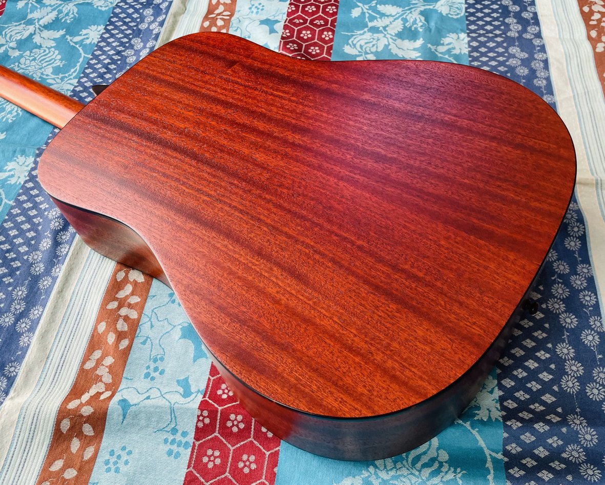 Guitare acoustique Eastman E2D n°M2213500, housse Eastman, certificat, révision luthier Manteau (01.07.26) – Image 4