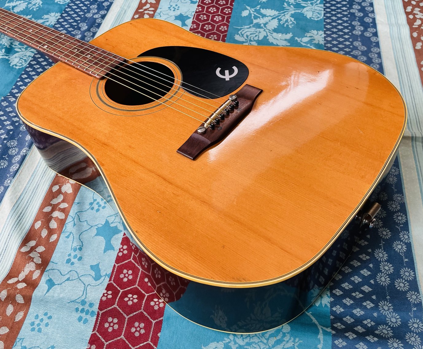 Rare guitare acoustique dreadnought Epiphone FT145 Texan n°141265 (1976/1979, Japan), révision luthier Manteau (facture 22.07.26) – Image 2