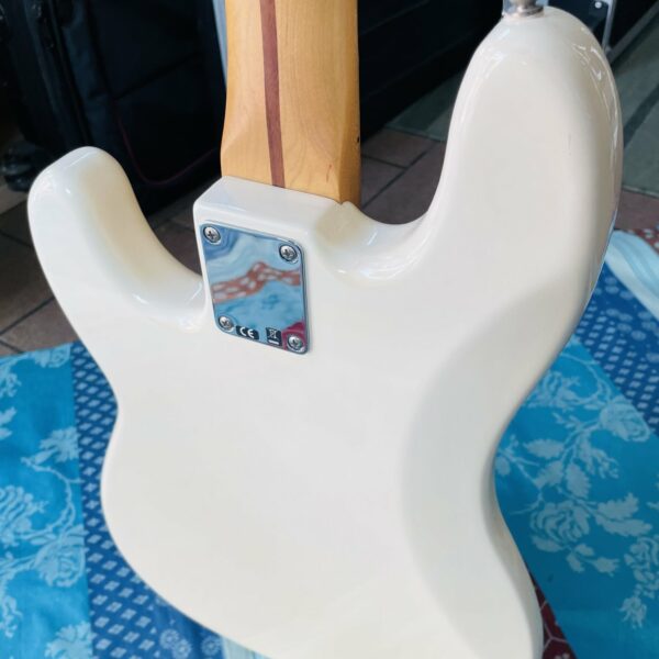 Basse électrique Fender Standard Precision Bass Artic White n°MX13428979 (2014, Mexico) – Image 12