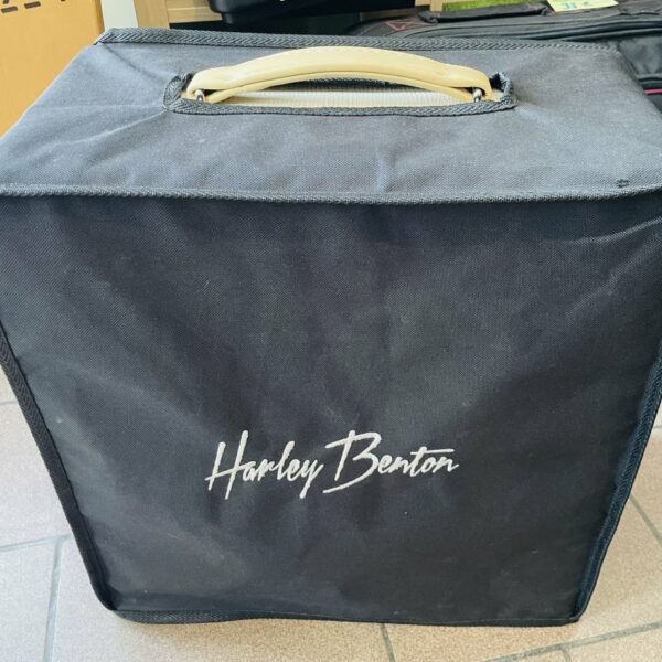 Alternative view of Ampli guitare lampes Harley Benton Tube 15 bundle n°725276CA02656, housse Harley Benton