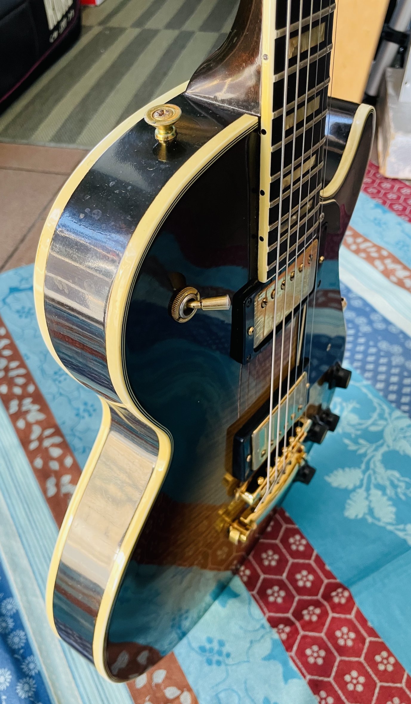 Guitare électrique Jacobacci Studio 2 n°810442 (1981 France), 2 micros Gibson de 1979, révision luthier THEBE (facture juin 2026) – Image 12