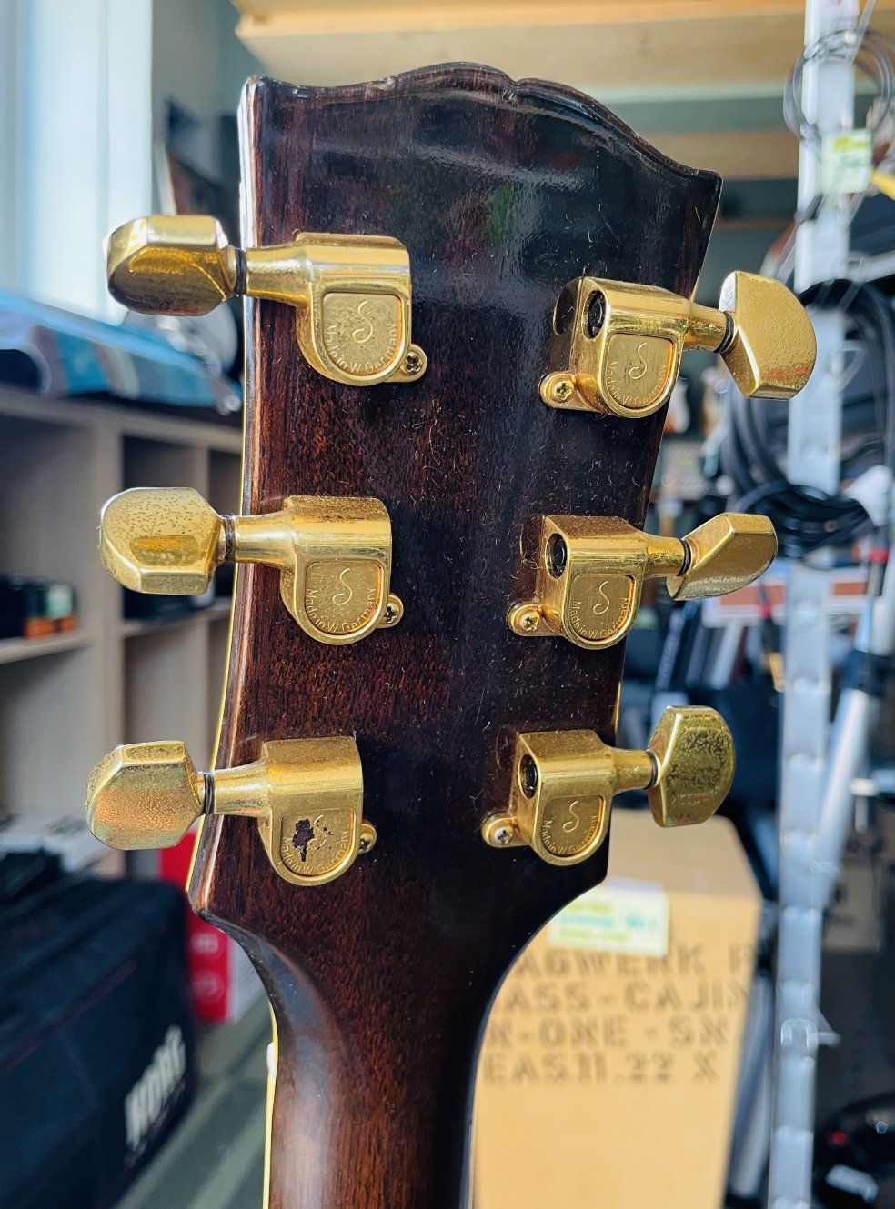 Guitare électrique Jacobacci Studio 2 n°810442 (1981 France), 2 micros Gibson de 1979, révision luthier THEBE (facture juin 2026) – Image 16