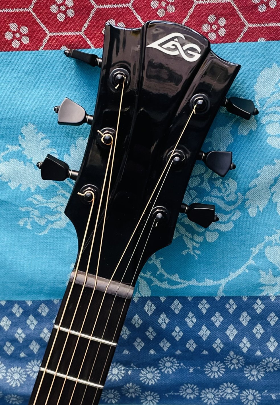 Guitare électro-acoustique avec effets intégrés Lâg Blue Wave 2 TBW2ACE n°2307CT18178, belle housse et accessoires d’origine – Image 5