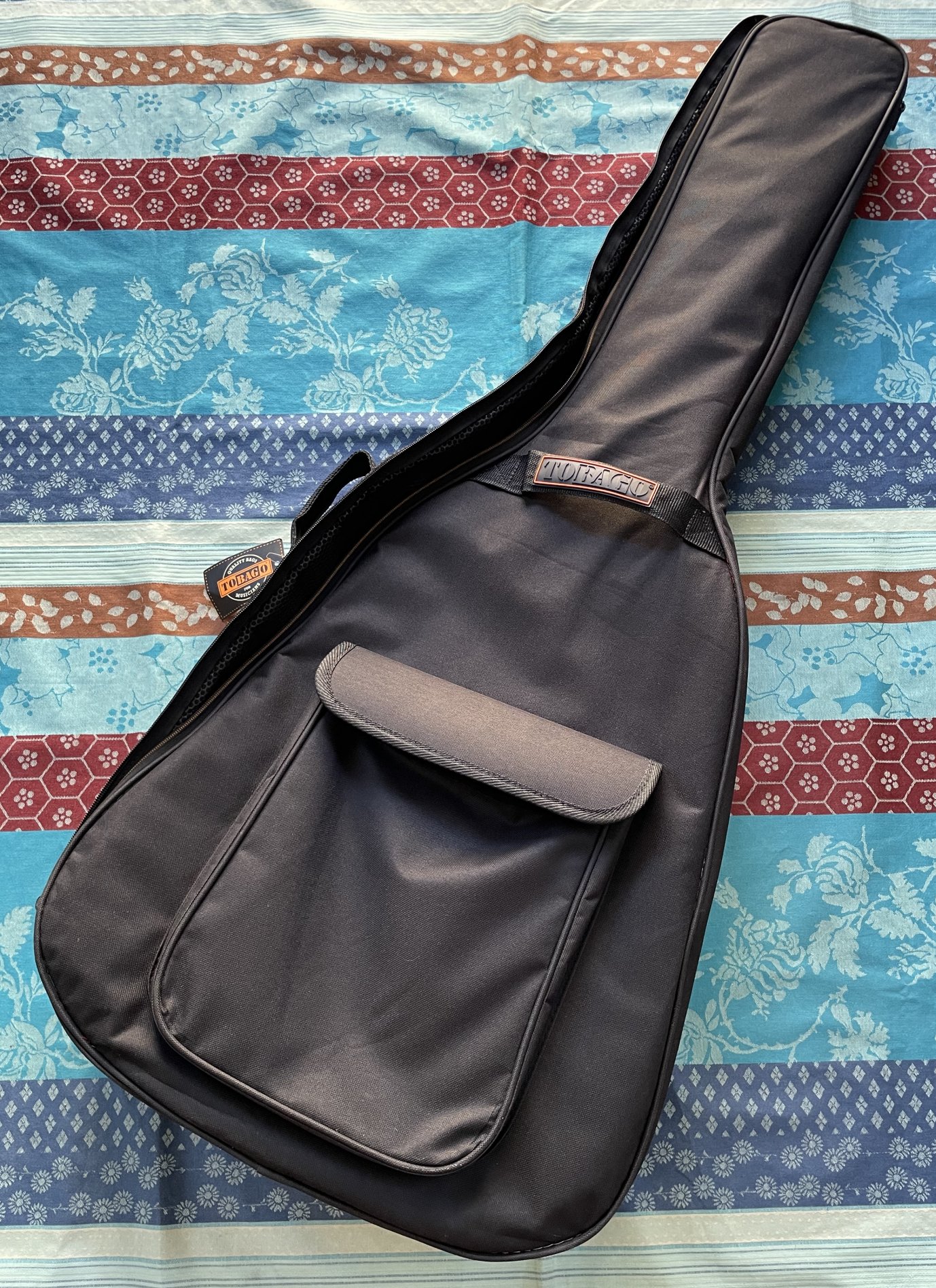 Guitare acoustique Lâg T200D Stage n°1103WF106138, housse Tobago – Image 10