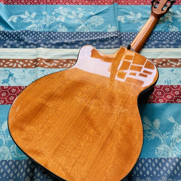 Guitare électro-classique Lâg Tramontane TN66ACE n°1211WE139664, étui rigide Gator, réglée luthier Manteau (21.07.26) – Image 8