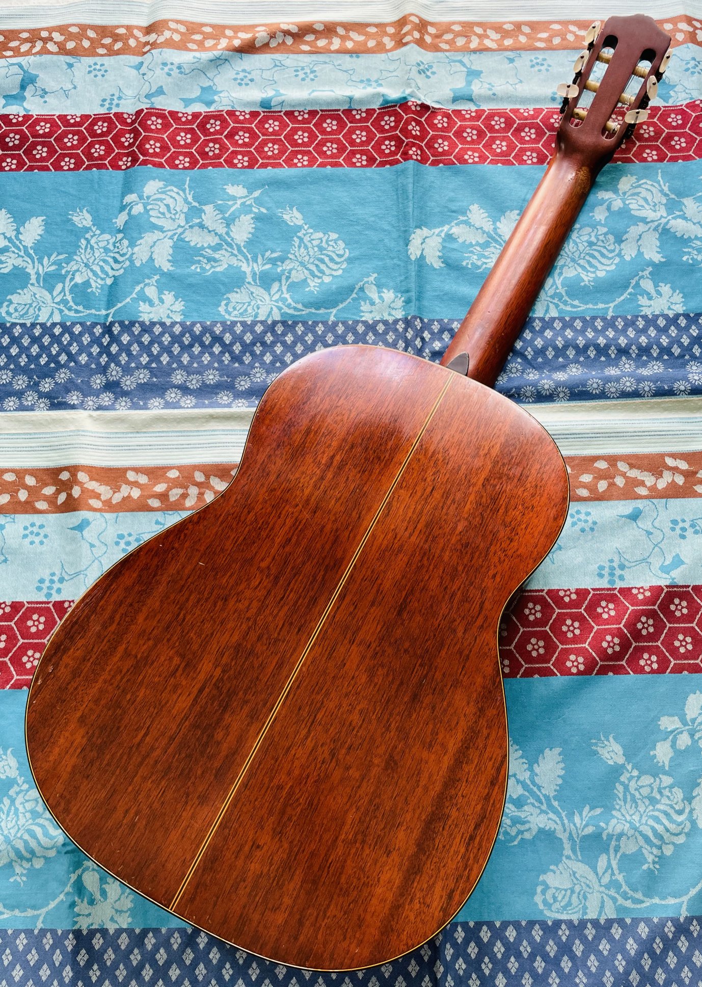 Très rare guitare classique vintage nylon Martin N10 n°257384 (1969 / 1970, USA) , étui d’origine, expertise luthier Caro, révision luthier Manteau (01.07.26) – Image 7