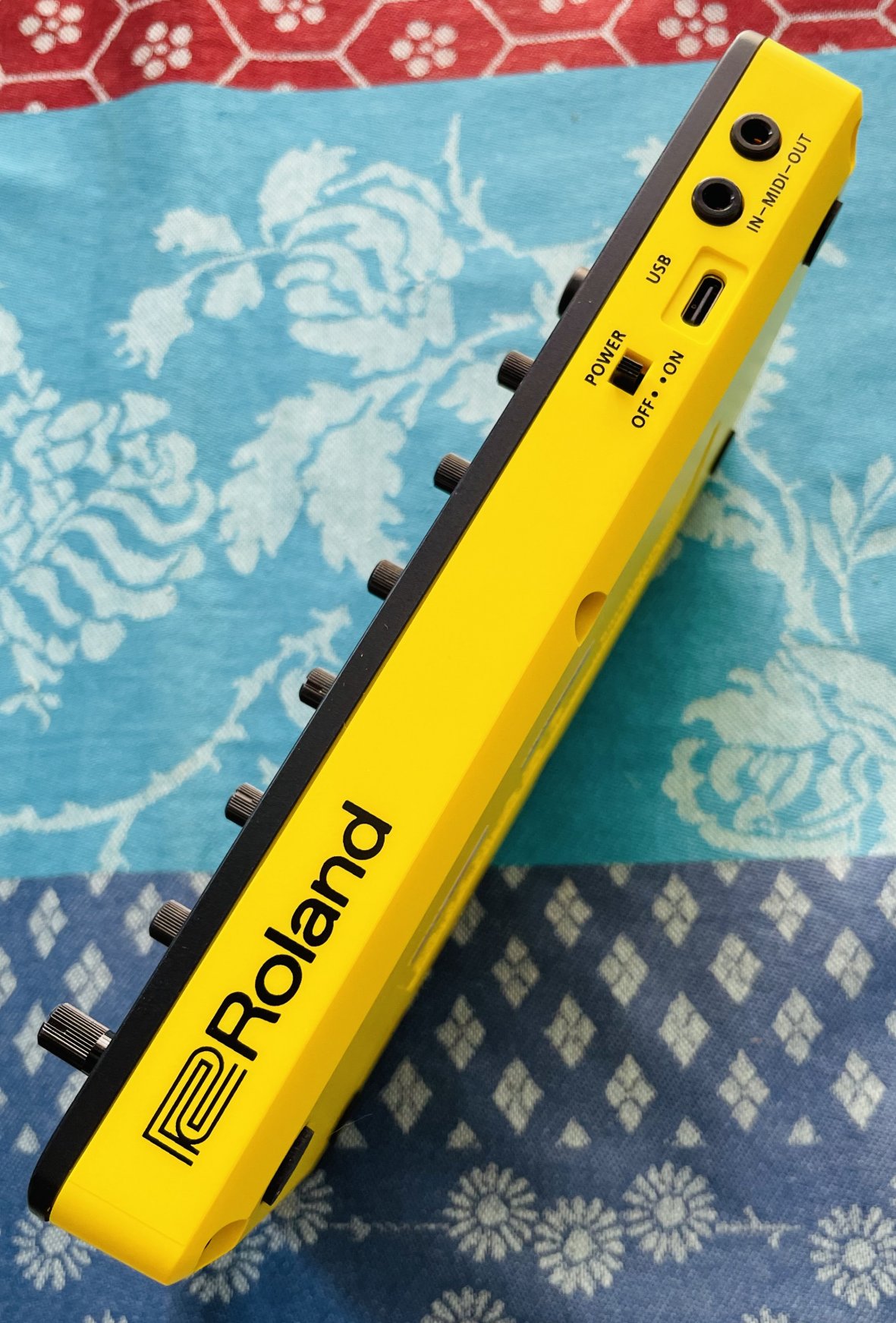 Sampleur module de sons Roland Aira Compact P-6 n°A7S8995, boite d’origine, usb – Image 2