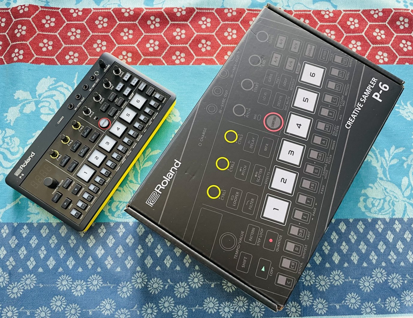 Sampleur module de sons Roland Aira Compact P-6 n°A7S8995, boite d’origine, usb – Image 5