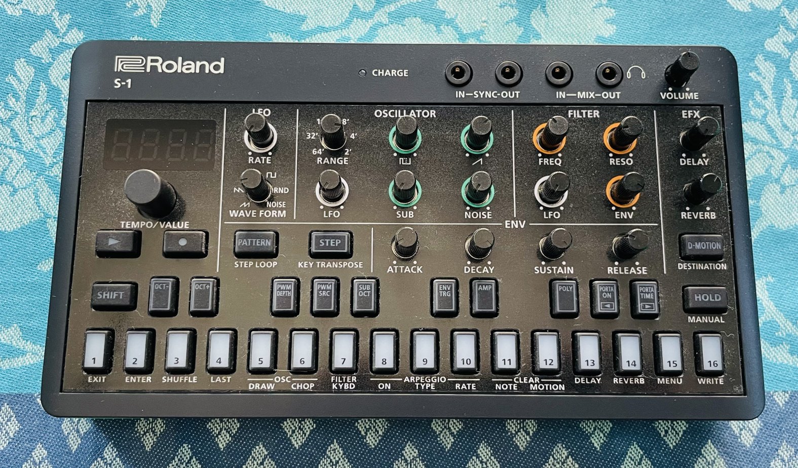 Synthé Roland Aira Compact S-1 Tweak Synth n°B4S8098, boite d’origine, usb – Image 2