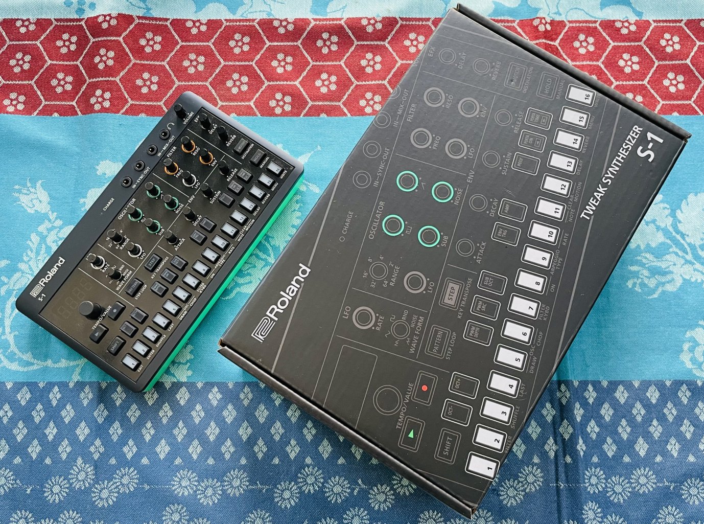 Synthé Roland Aira Compact S-1 Tweak Synth n°B4S8098, boite d’origine, usb – Image 6