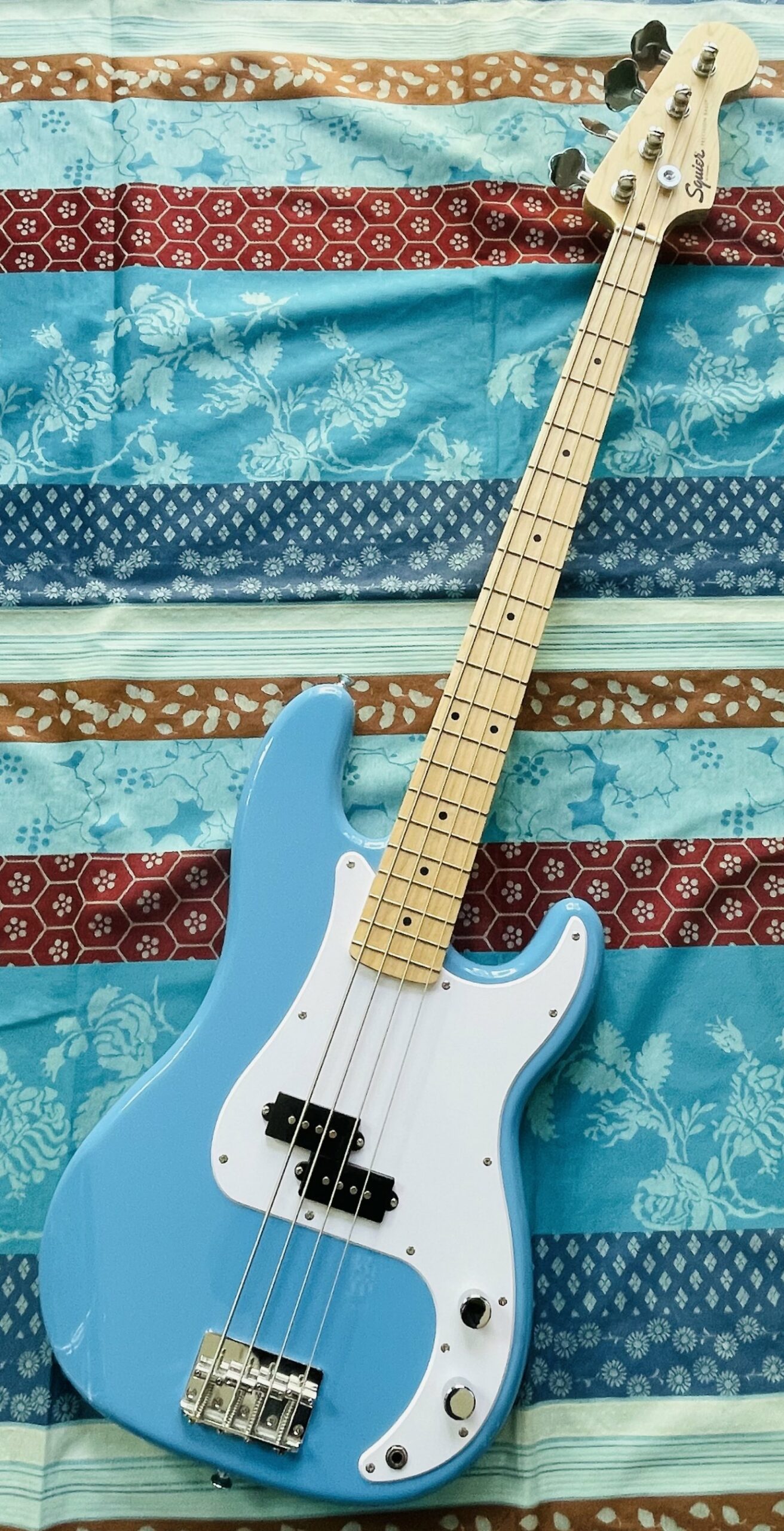 Basse électrique Squier Sonic Precision Bass California blue n°23004783 (China)