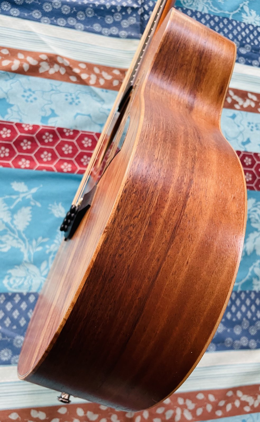 Basse électrique électro-acoustique Taylor GS Mini-e Koa Bass n°2205121247, house Taylor, révisée luthier Manteau (facture 22.07.26) – Image 4
