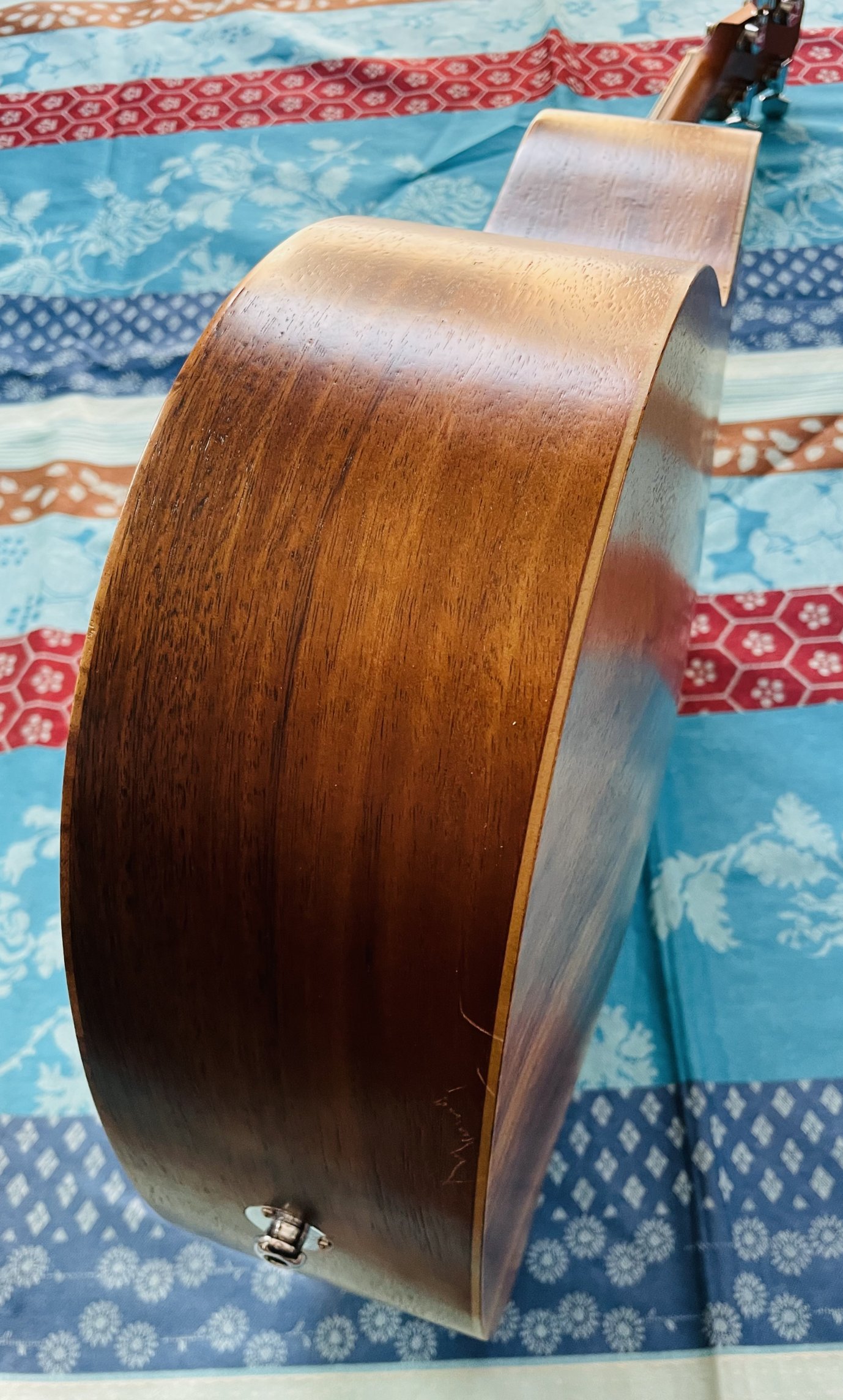 Basse électrique électro-acoustique Taylor GS Mini-e Koa Bass n°2205121247, house Taylor, révisée luthier Manteau (facture 22.07.26) – Image 5
