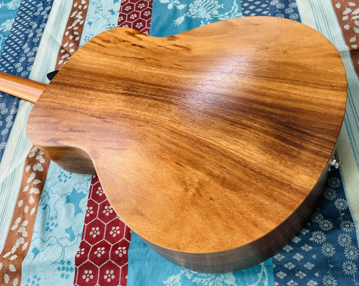 Basse électrique électro-acoustique Taylor GS Mini-e Koa Bass n°2205121247, house Taylor, révisée luthier Manteau (facture 22.07.26) – Image 8