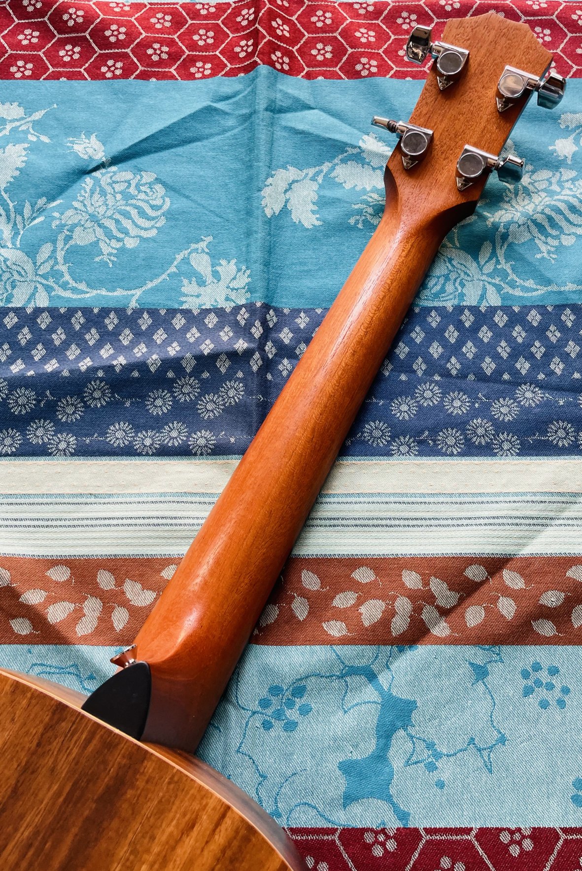 Basse électrique électro-acoustique Taylor GS Mini-e Koa Bass n°2205121247, house Taylor, révisée luthier Manteau (facture 22.07.26) – Image 9