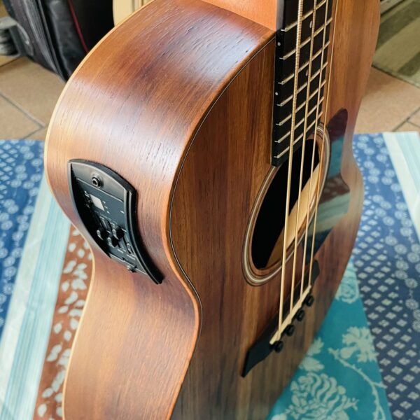 Basse électrique électro-acoustique Taylor GS Mini-e Koa Bass n°2205121247, house Taylor, révisée luthier Manteau (facture 22.07.26) – Image 12