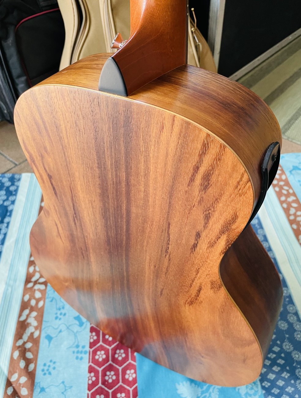 Basse électrique électro-acoustique Taylor GS Mini-e Koa Bass n°2205121247, house Taylor, révisée luthier Manteau (facture 22.07.26) – Image 13
