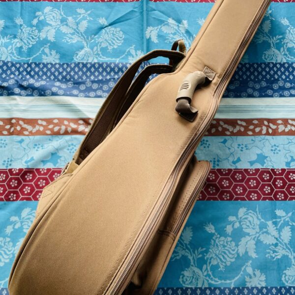 Basse électrique électro-acoustique Taylor GS Mini-e Koa Bass n°2205121247, house Taylor, révisée luthier Manteau (facture 22.07.26) – Image 15