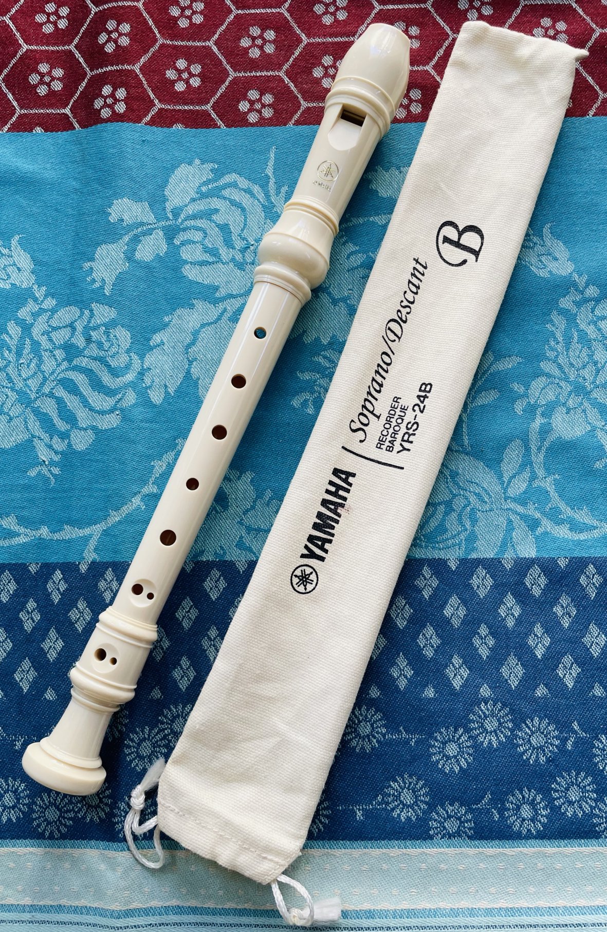 Flûte à bec baroque soprano B Yamaha YRS 24B, housse d’origine (Indonésia)