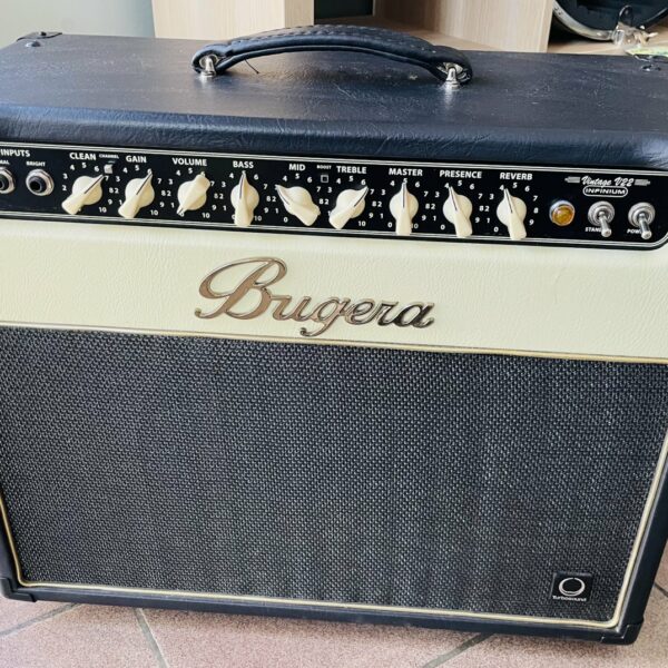 Alternative view of Ampli guitare lampe Bugera Vintage 22 Infinium, alim, foot