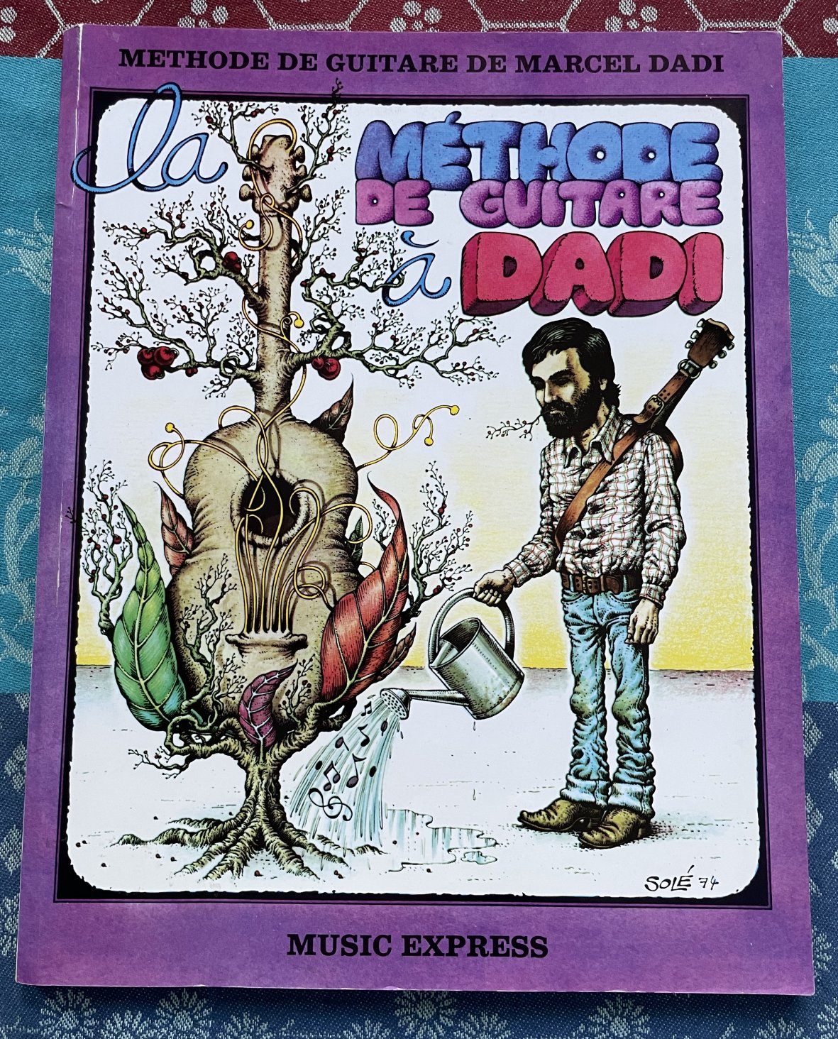 Livre La Méthode de guitare à Dadi, Music Express, Musicom