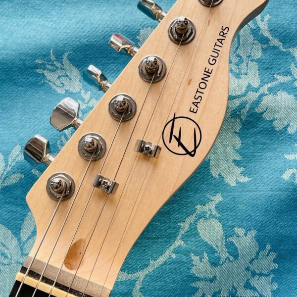 Guitare électrique Eastone TL70 Telecaster 3 tone, housse X-Tone Softbag – Image 4