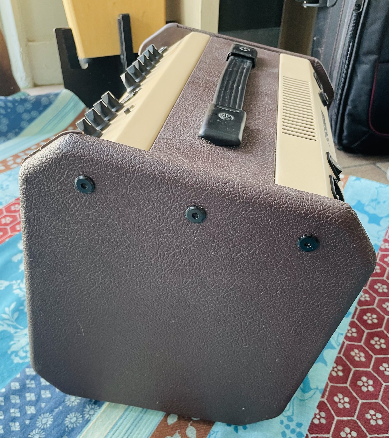 Ampli acoustique Fishman Loudbox Mini bluetooth n°LBTEUSA101405, alim, 60W – Image 5