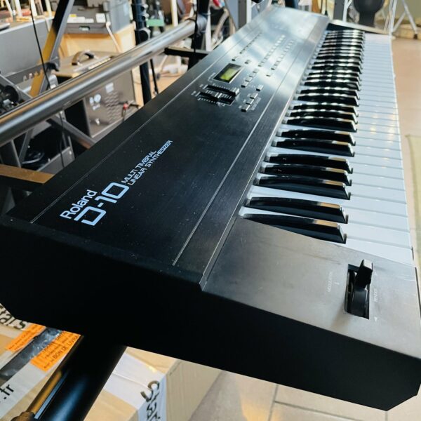 Synthé Roland D-10 n°C940224 (1988, Japan) – Image 4