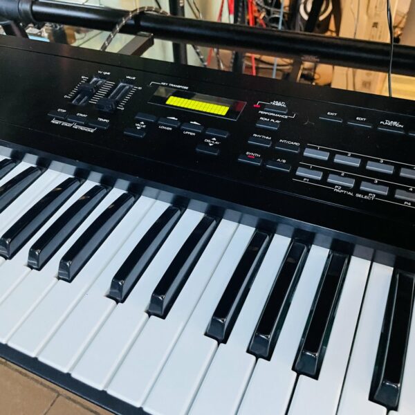 Synthé Roland D-10 n°C940224 (1988, Japan) – Image 3