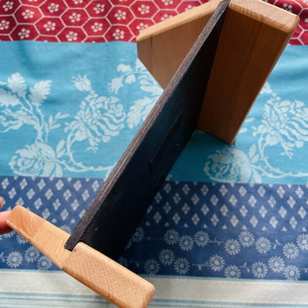 Support home-studio d’artisan en bois n°2 pour machines de petites tailles – Image 3
