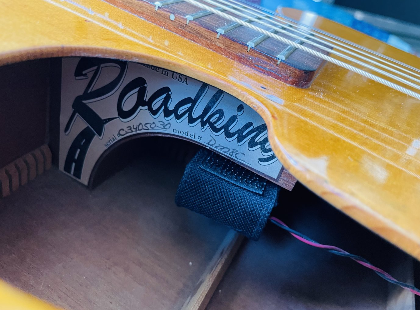 Guitare électro-acoustique Tacoma Roadking DM8C n°C3405030 (USA) – Image 3