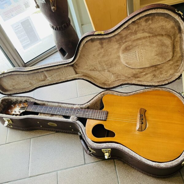 Guitare électro-acoustique Tacoma Roadking DM8C n°C3405030 (USA) – Image 8